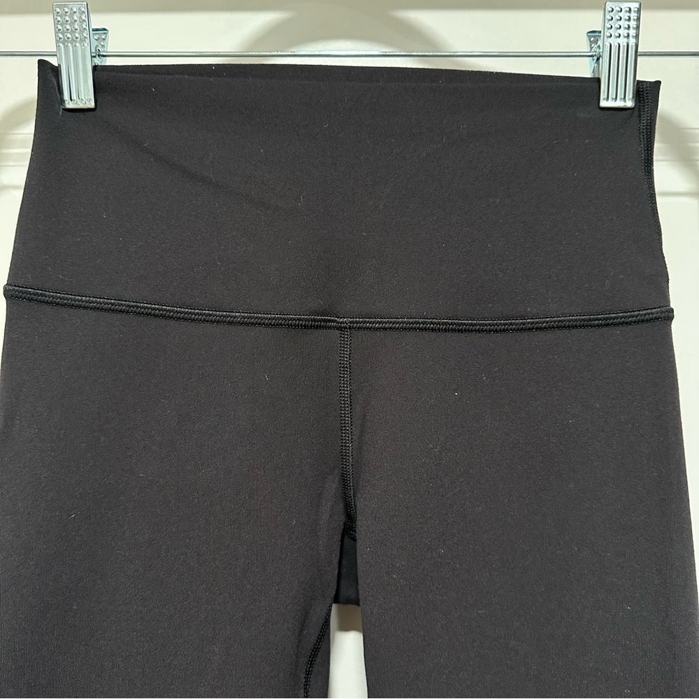 Lululemon Wunder Under 28” High Rise Luon Black Leggings Pants Size 4 - Picture 3 of 12